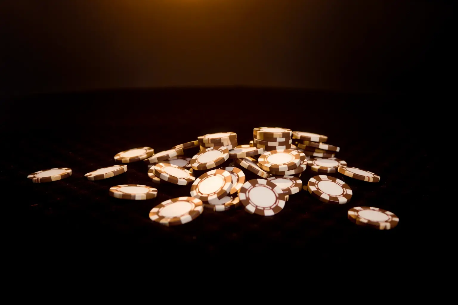 Live casino dealer table